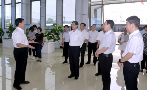 河北省政协主席叶冬松到唐山神州机械调研考察